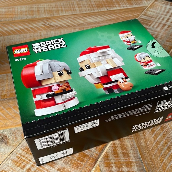 Lego Brickheadz Santa and Mrs. Claus set #40274, sealed, never opened box - Picture 4 of 5